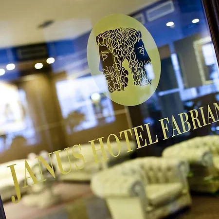 Hotel Janus 4*